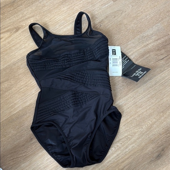 miraclesuit black one piece - Picture 1 of 4